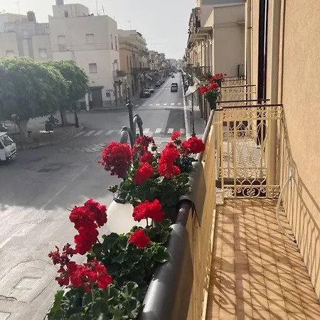 Casa Dalfea مازارا ديل فالو